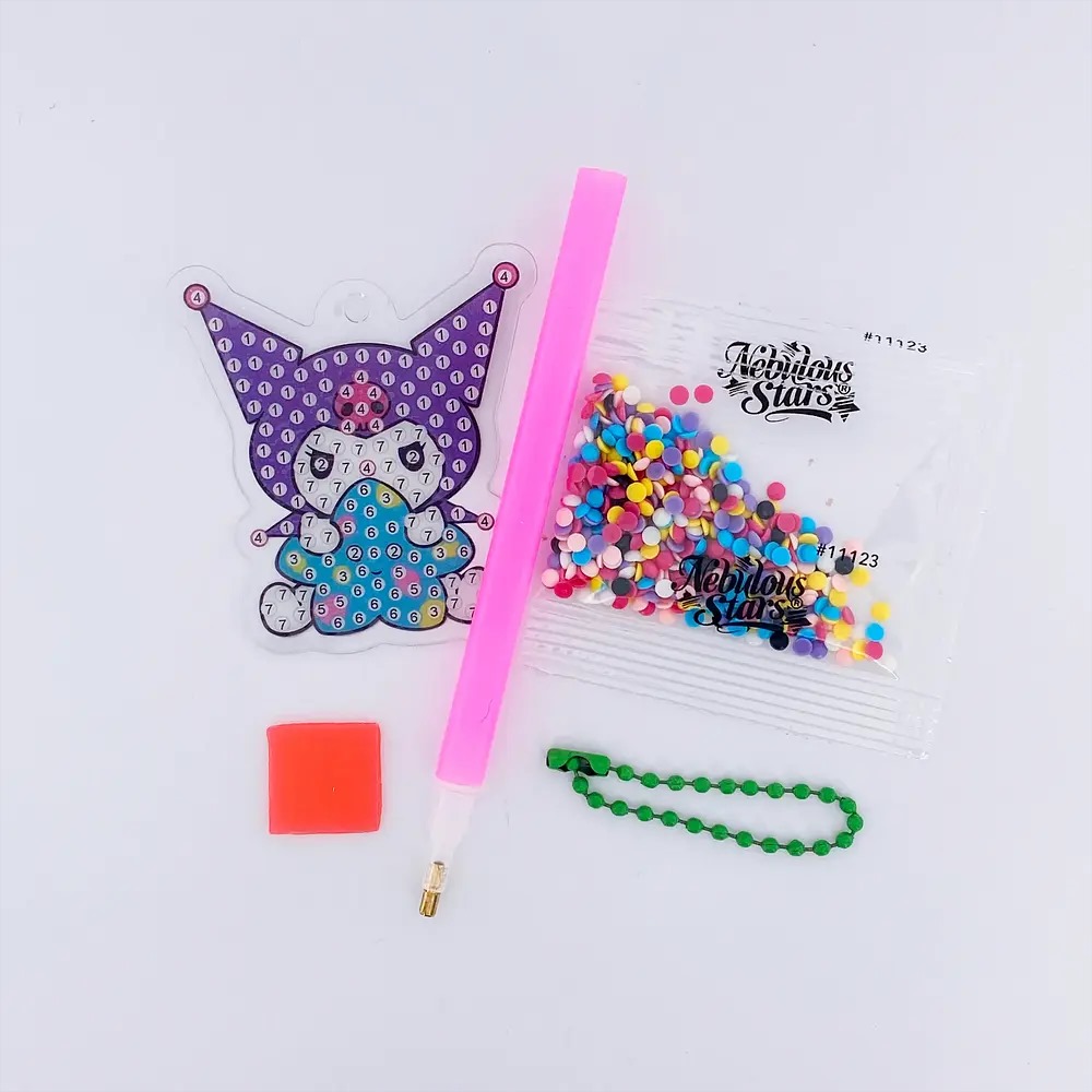 Llavero diamantes  Kuromi Estrella