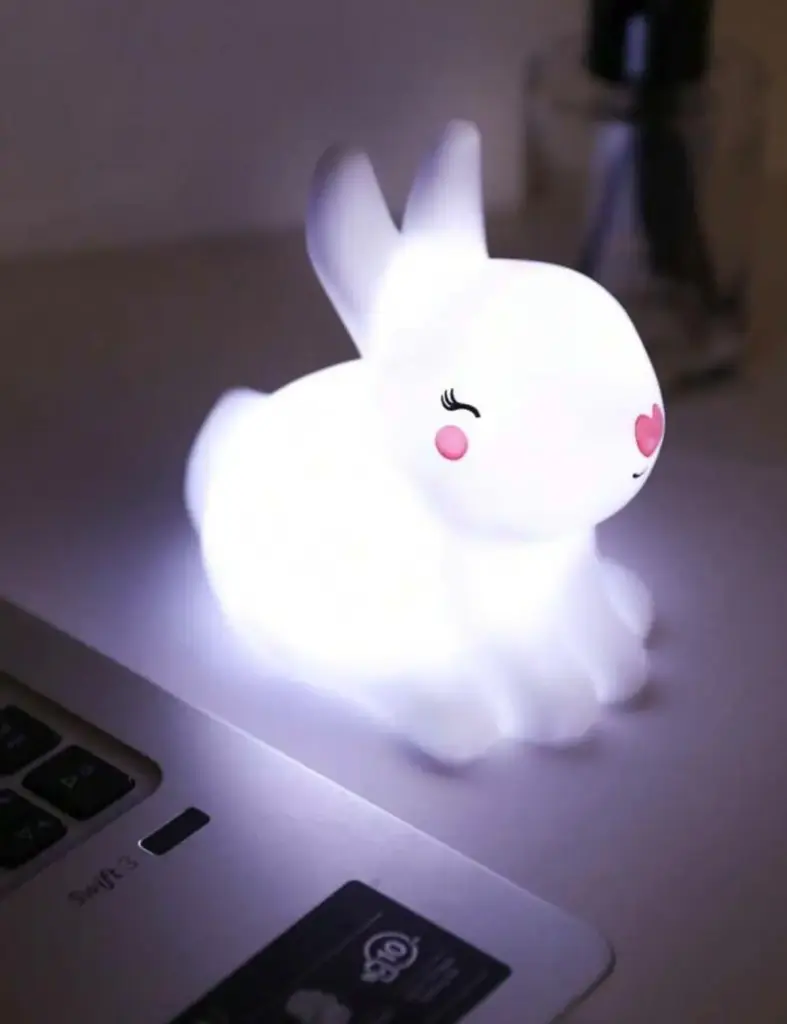 Lámpara Led conejito corazón Blanco