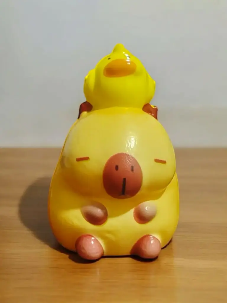 Squishy  Capibara Patito