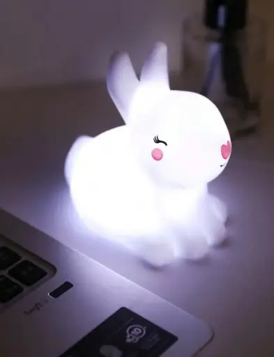 [LEDCO-003] Lámpara Led conejito corazón Blanco